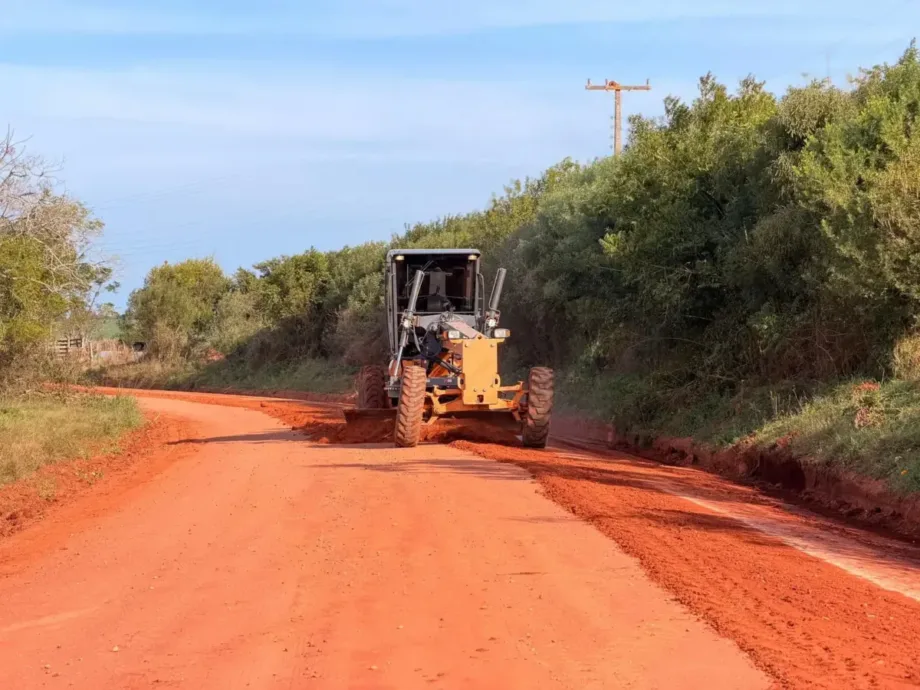 Servidores Municipais Recebem Treinamento Especializado para Operação de Máquinas