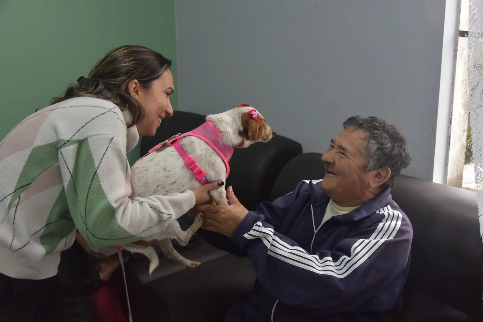 Amor E Trocas De Carinho Marcam Visita A Idosos Da Asan