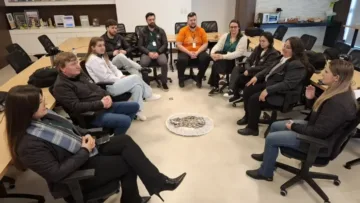 Instituto Crescer Legal reúne equipes dos três estados do Sul em formação presencial