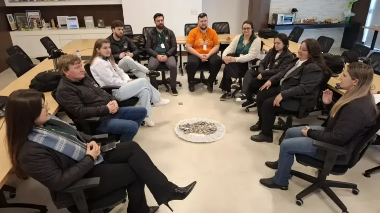 Instituto Crescer Legal reúne equipes dos três estados do Sul em formação presencial
