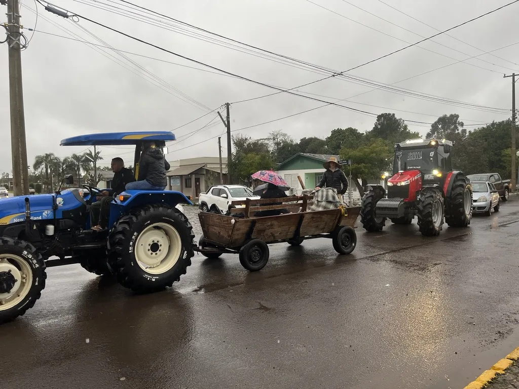 Passo do Sobrado celebra Colono e Motorista com desfile e encontro inédito de carros de boi