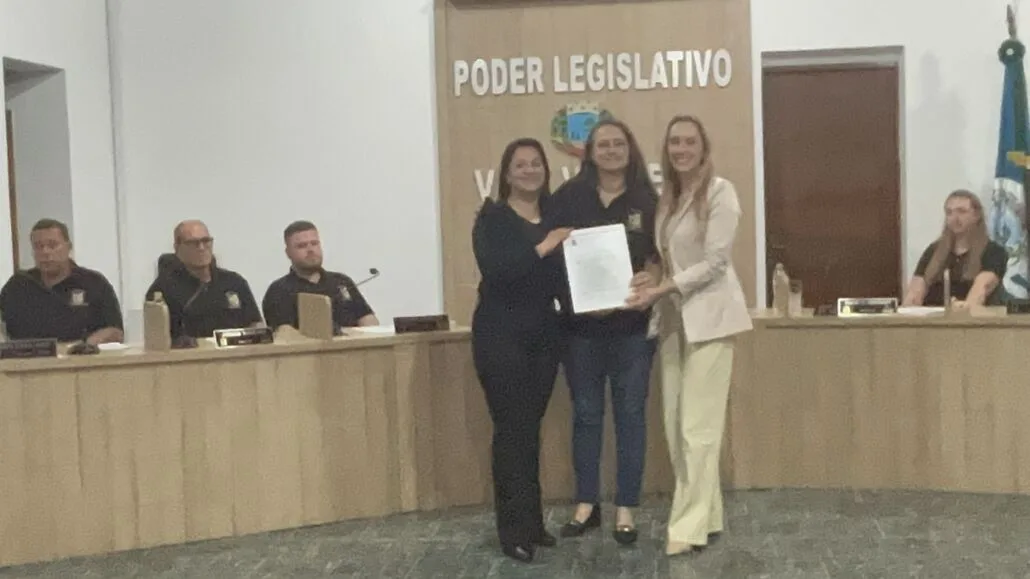 Câmara aprova homenagens ao Conselho Tutelar e às assistentes sociais de Vale Verde