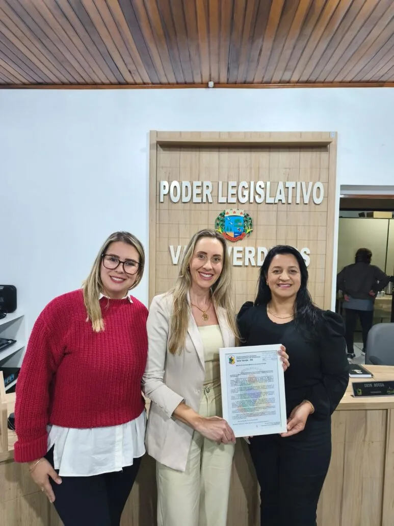 Câmara aprova homenagens ao Conselho Tutelar e às assistentes sociais de Vale Verde