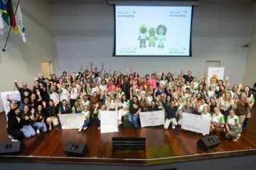 Educadores da região se reúnem para compartilhar projetos de educação financeira