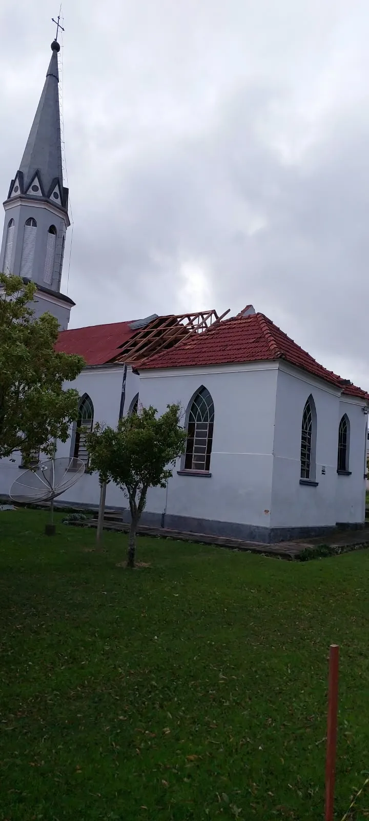 Temporal danifica mais de 60 casas em Passo do Sobrado e Vale Verde
