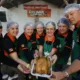 Voluntários são grandes responsáveis pelo crescimento do Festival Nacional da Galinha Recheada