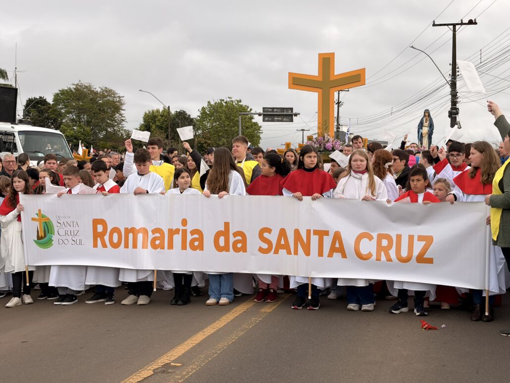 Romaria da Santa Cruz reúne milhares de fiéis em sua 25ª edição |