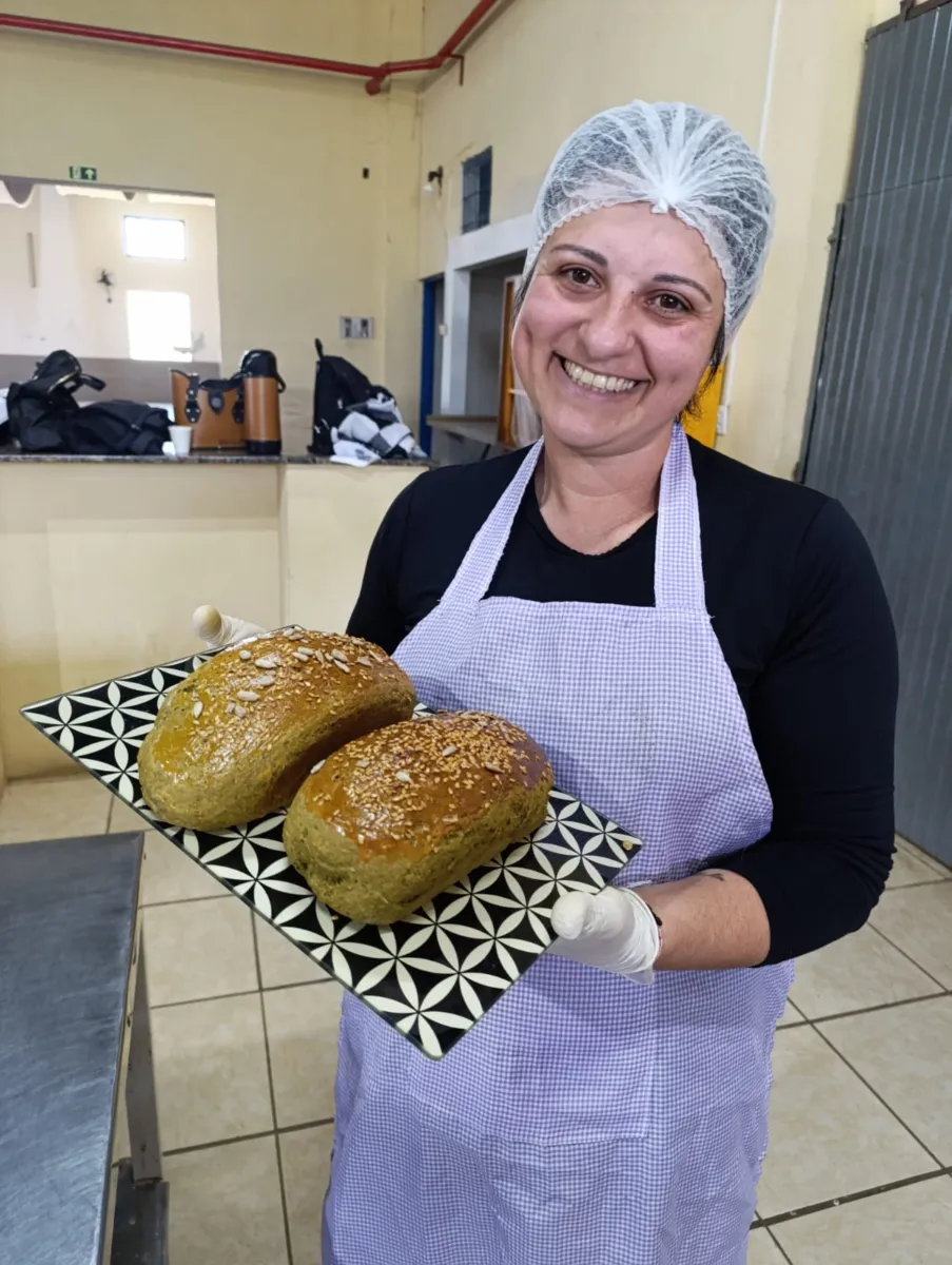 Serviço de Nutrição de Passo do Sobrado capacita merendeiras em oficina culinária