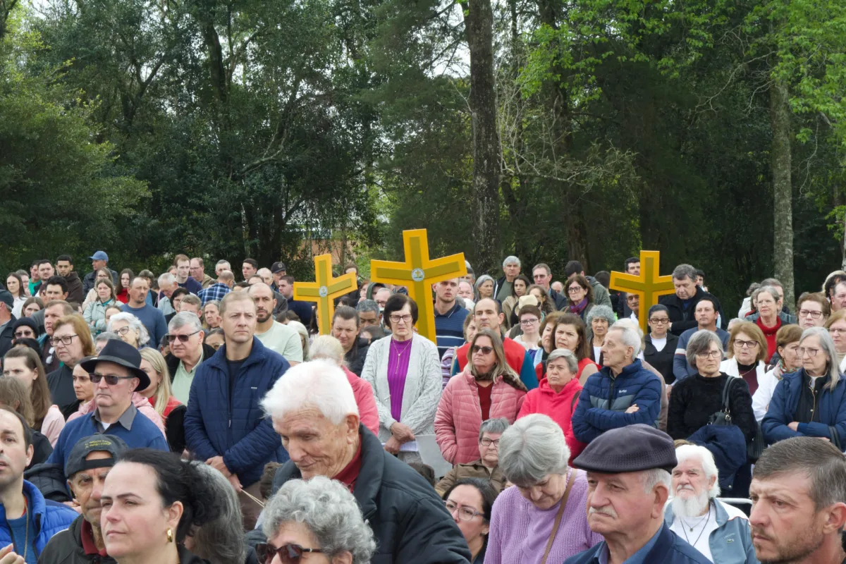 Romaria da Santa Cruz reúne milhares de fiéis em sua 25ª edição |