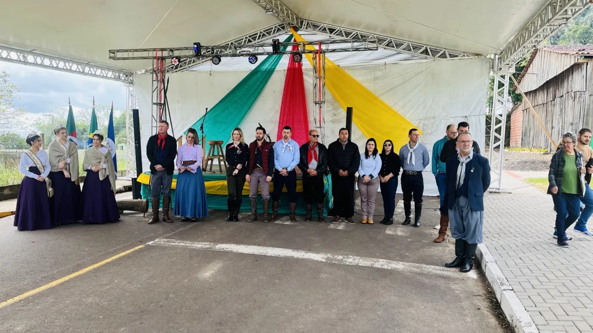 Semana Farroupilha começa com grande participação da comunidade em Vale Verde