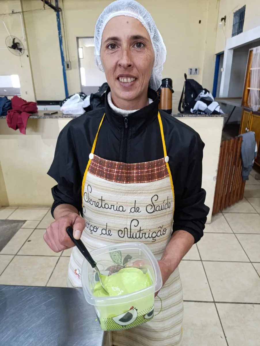 Serviço de Nutrição de Passo do Sobrado capacita merendeiras em oficina culinária