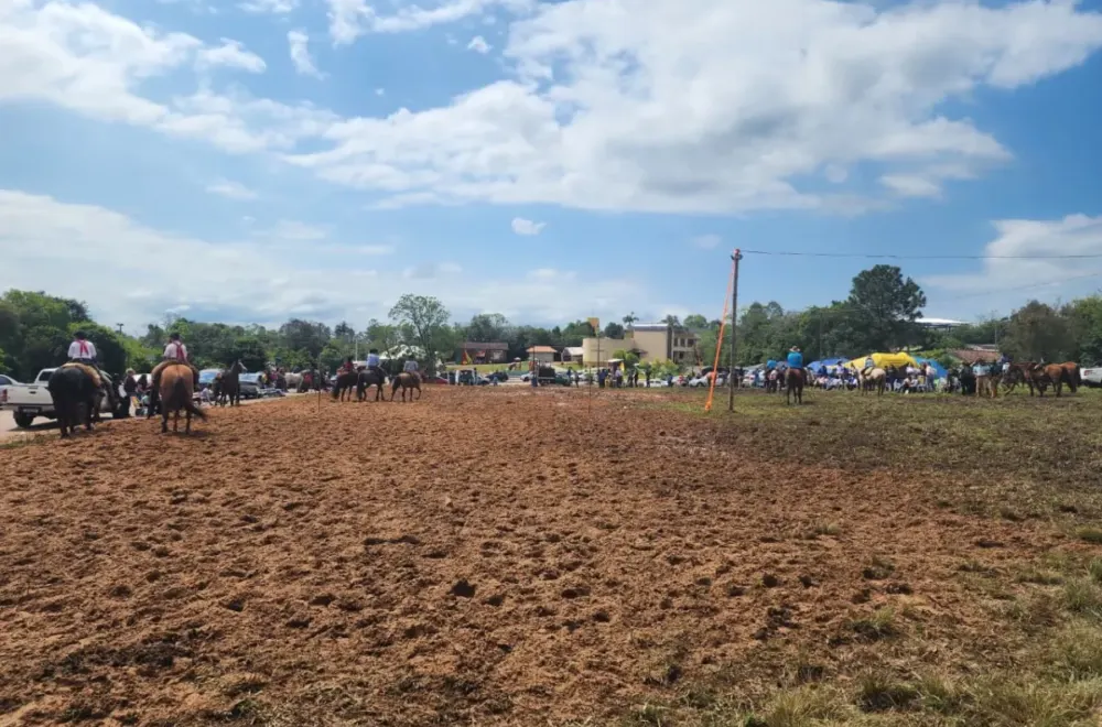 Atividades campeiras marcam o primeiro Acampamento Farroupilha de Vale Verde