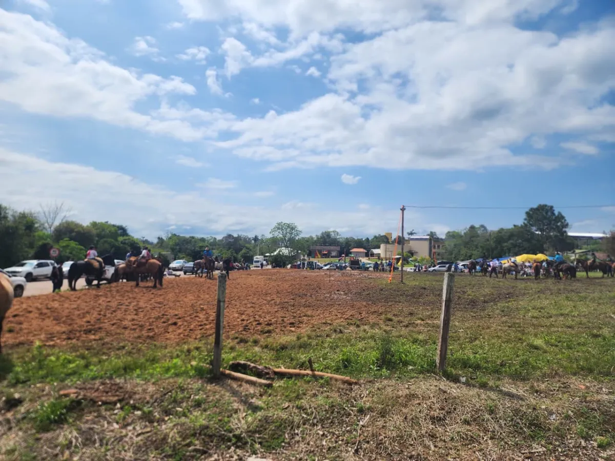 Atividades campeiras marcam o primeiro Acampamento Farroupilha de Vale Verde