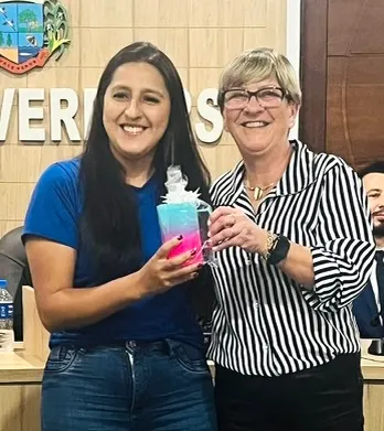 Escola Odette recebe homenagem do Legislativo de Vale Verde
