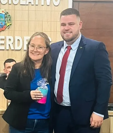 Escola Odette recebe homenagem do Legislativo de Vale Verde