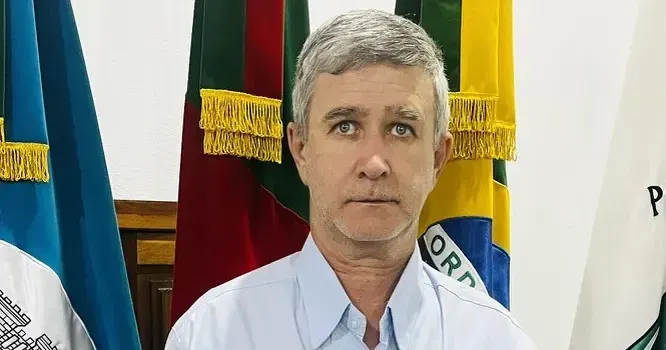 Elário pede que moradores comuniquem problemas e reforça importância das estradas para a agricultura