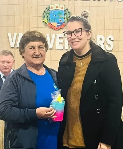 Escola Odette recebe homenagem do Legislativo de Vale Verde