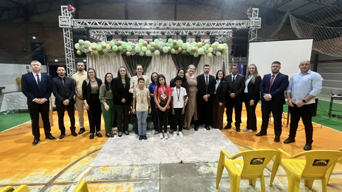 Concurso de Redação de Vale Verde premia 12 estudantes nesta sexta-feira