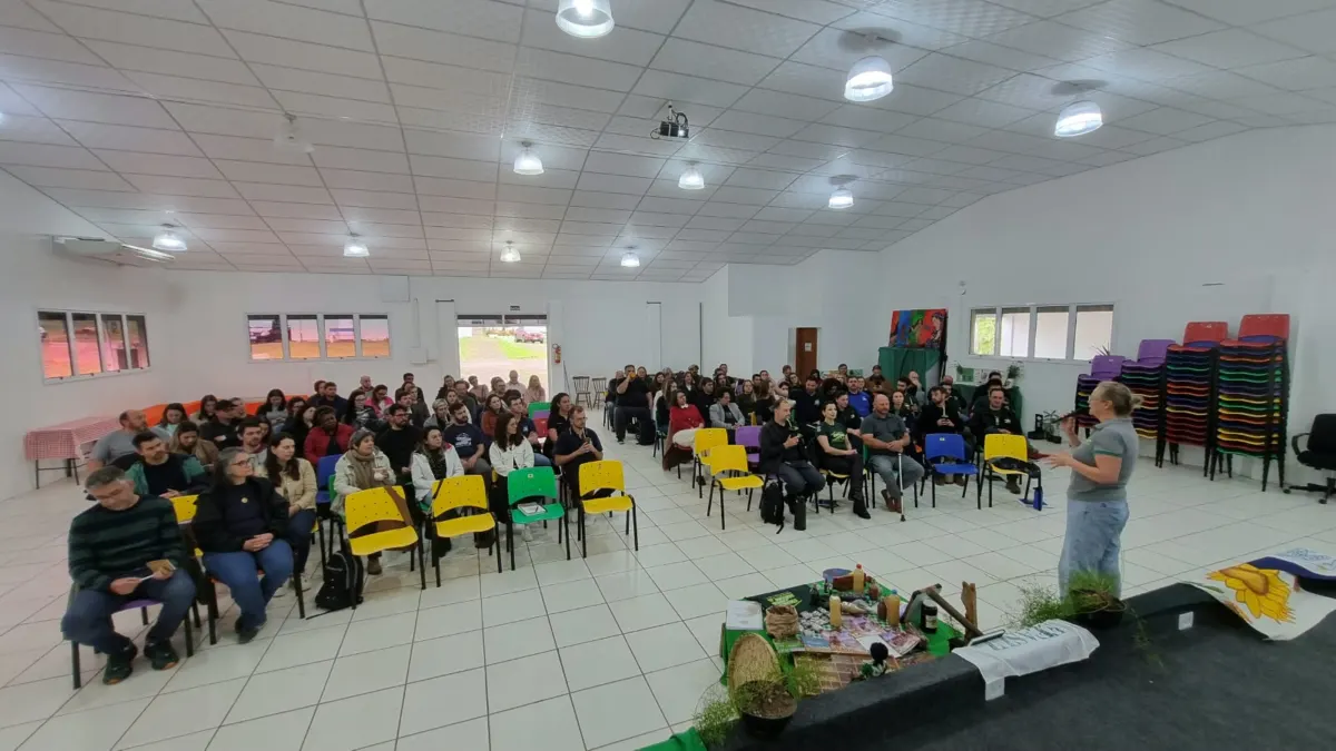 EFAs gaúchas reunidas em formação.